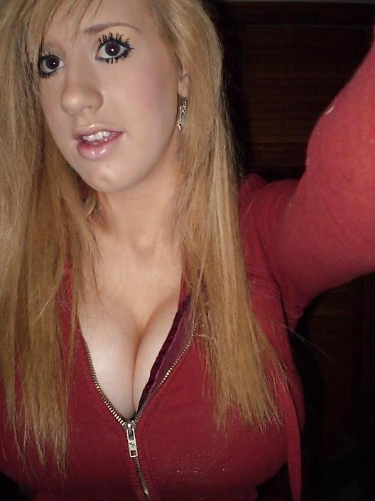 BUSTY AMATEUR V #7636497