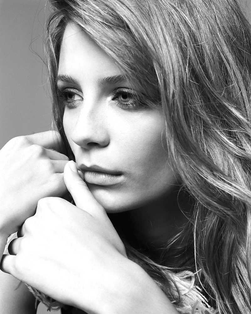 Mischa Barton #22669365