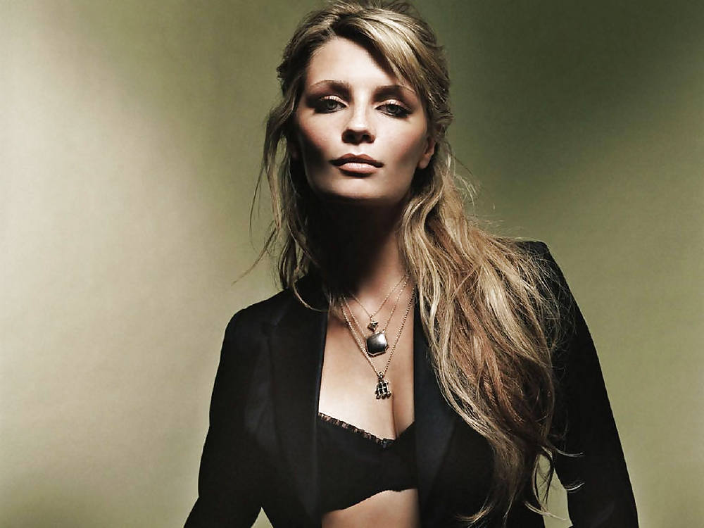 Mischa Barton #22669374