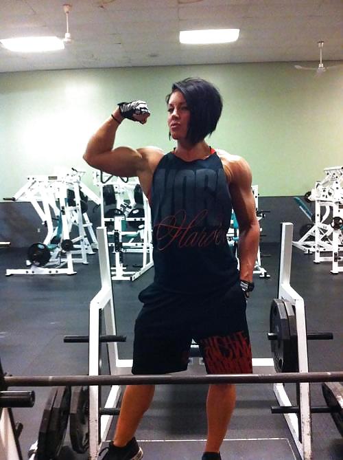 Wunderbare Weibliche Bodybuilder #18287904