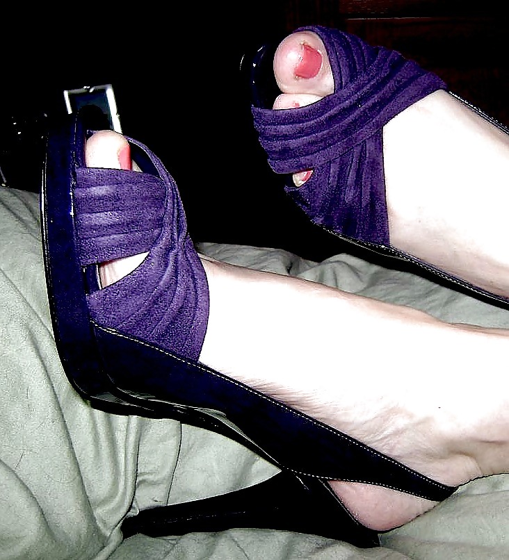 More beautiful feet, toes and footjobs #2493733