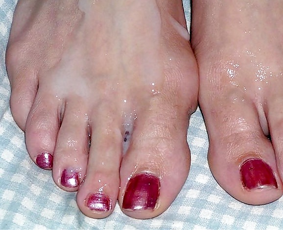 More beautiful feet, toes and footjobs #2493865