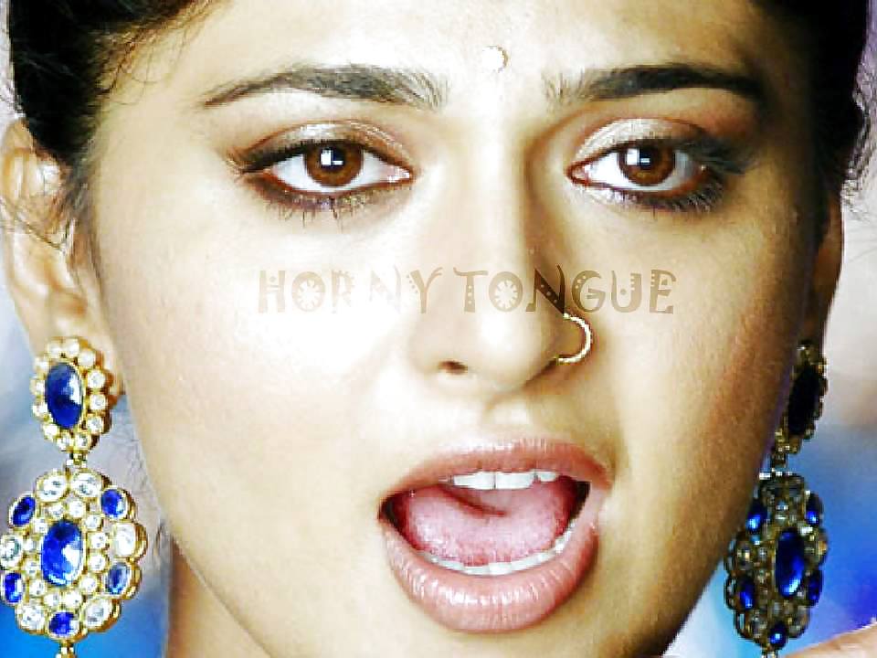 女優の舌
 #22799102