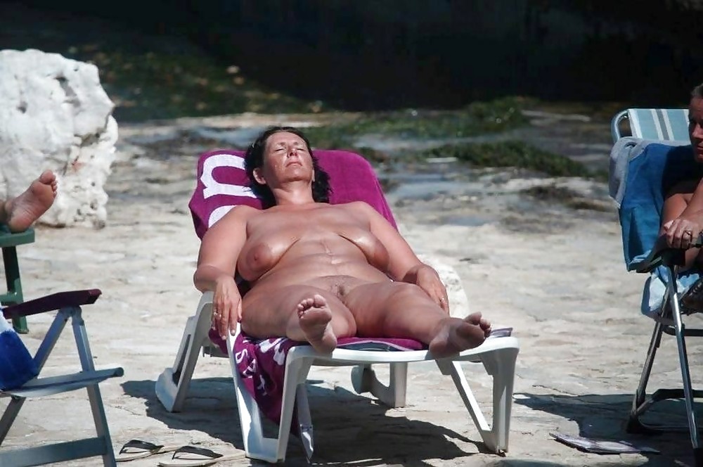 Me encanta estar desnudo
 #731875