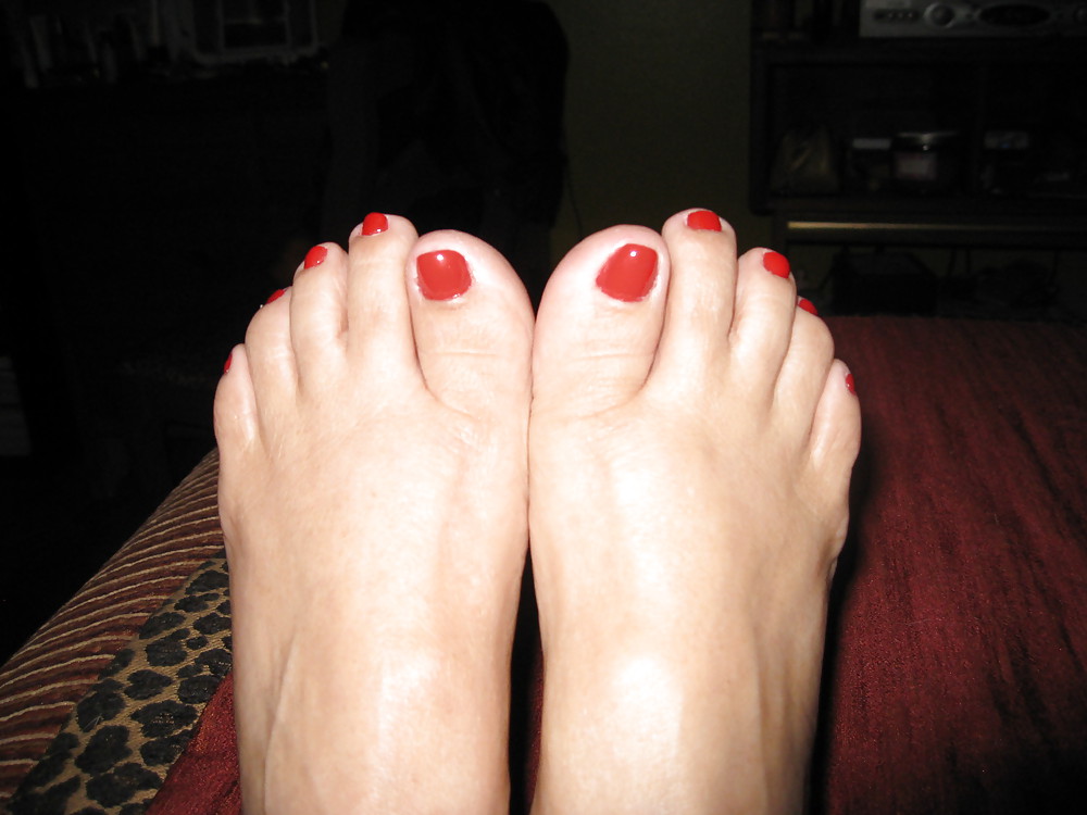 Granny feet #13199902