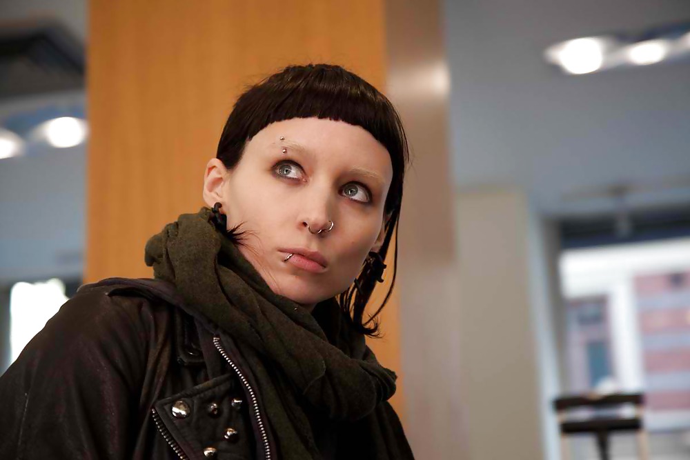 ROONEY MARA #12504566