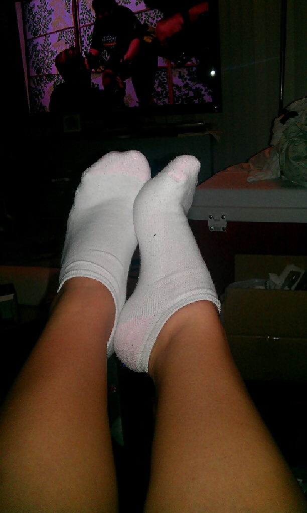 EMILY'S STINKY WHITE ANKLE SOCKS #7180937