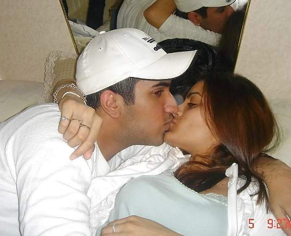 Real kissing indians  #2820902