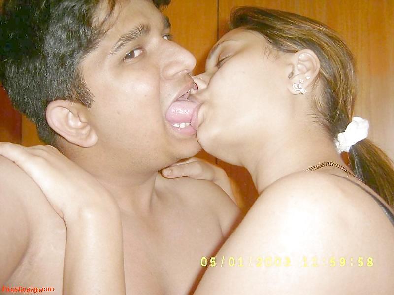 Real kissing indians  #2821064