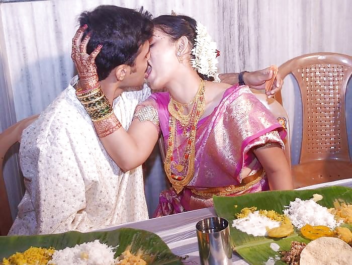 Real kissing indians  #2821166