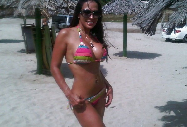 Milfs y modelos latinas vol. i
 #9027859