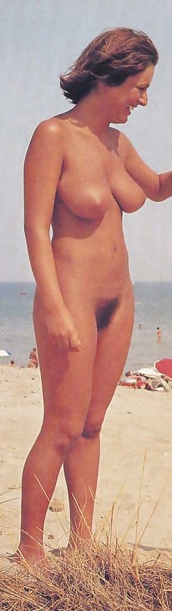 Nudiste 9 #20020219