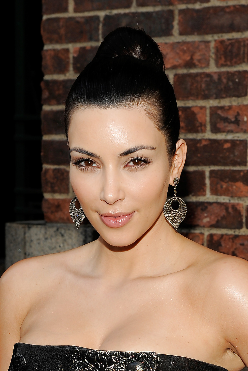 Kim Kardashian 38th Annual Fifi Awards in New York #2011262