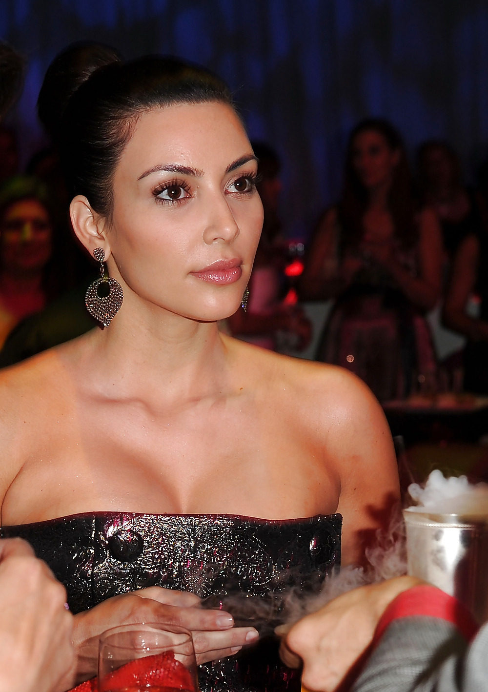 Kim Kardashian 38th Annual Fifi Awards in New York #2011294