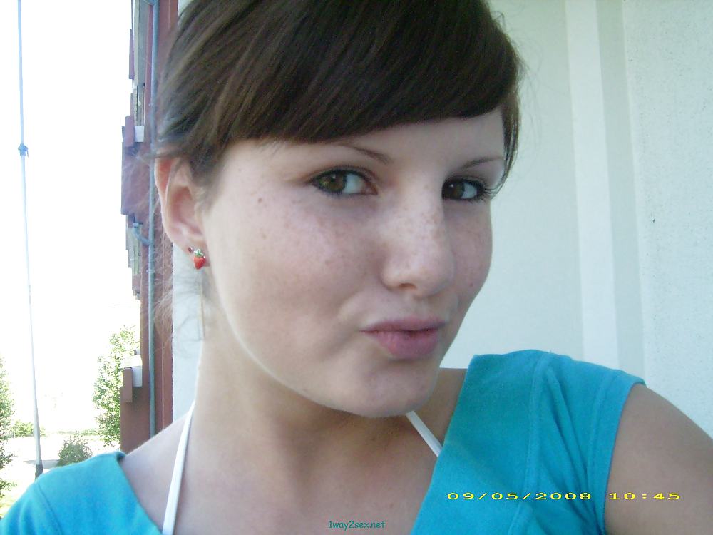 WER KENNT SIE ODER HAT MEHR? 19J. Erfurt Katrin #9353927