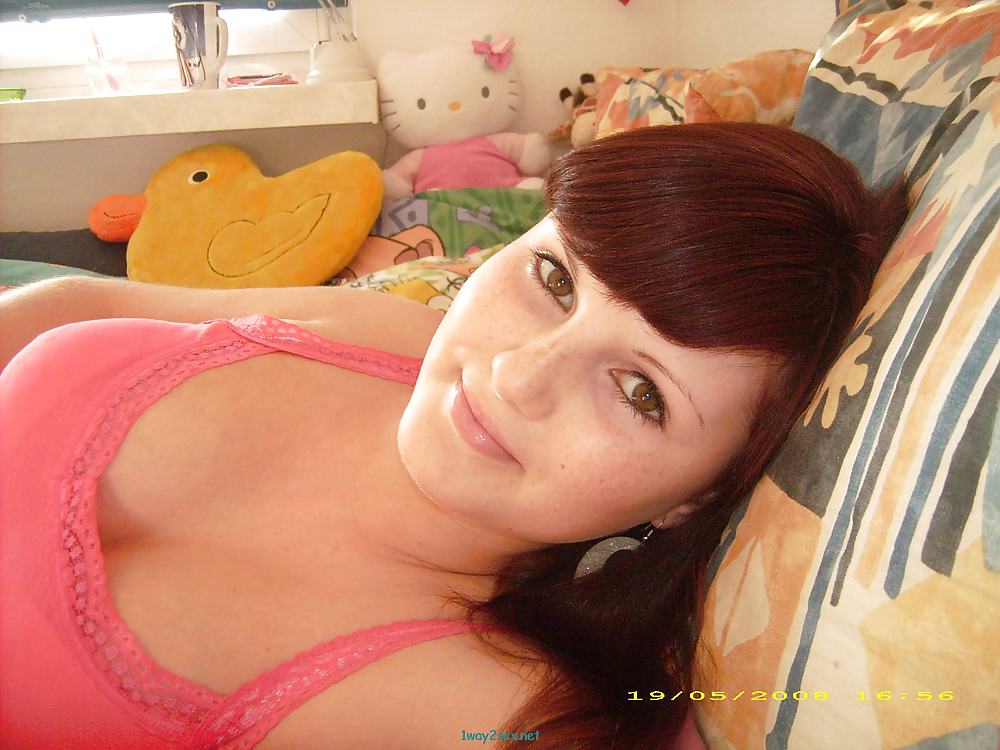 WER KENNT SIE ODER HAT MEHR? 19J. Erfurt Katrin #9353997