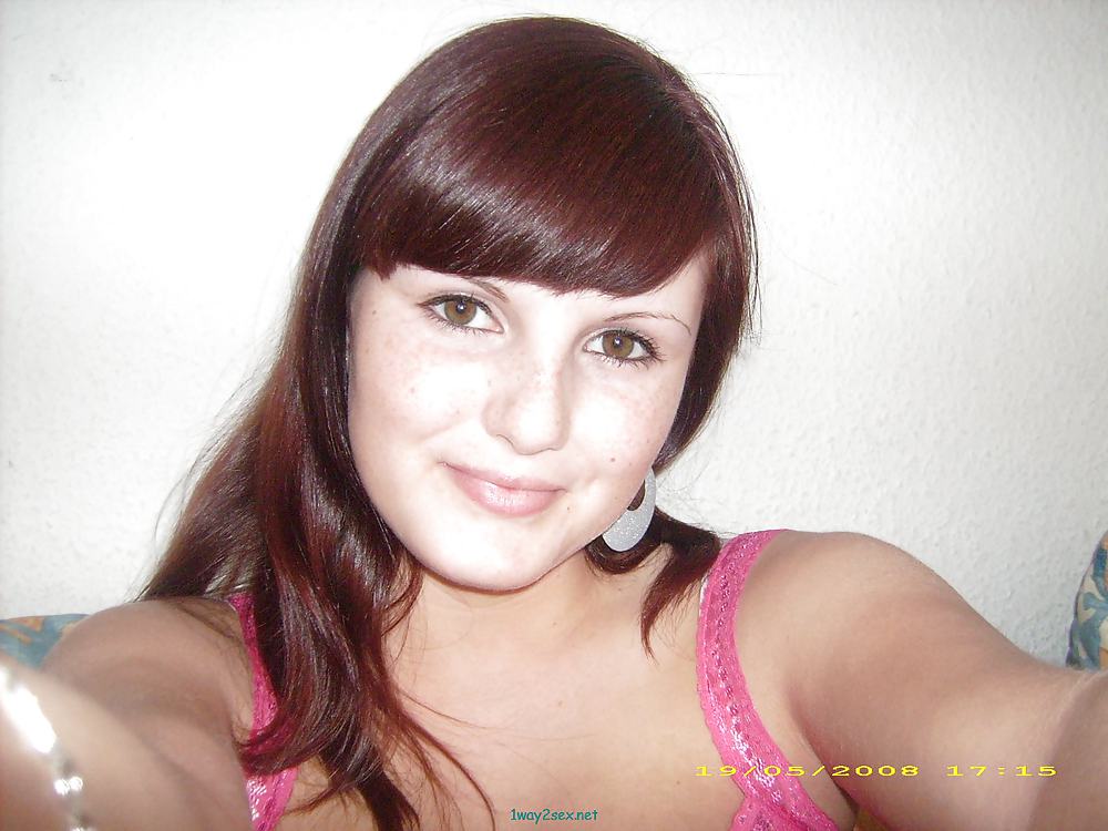 WER KENNT SIE ODER HAT MEHR? 19J. Erfurt Katrin #9354080