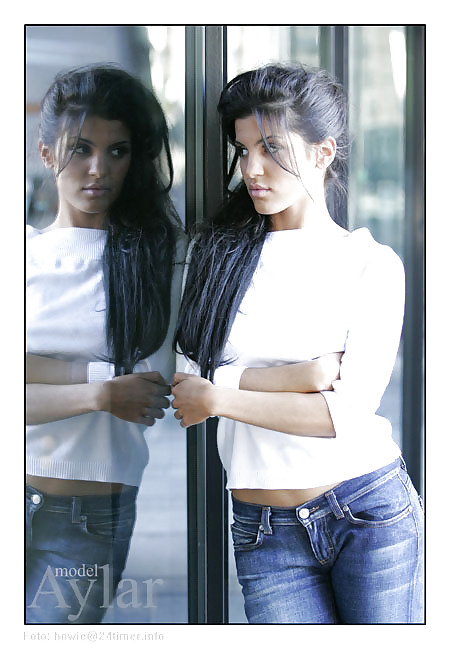 Pics aylar lie
 #5408313