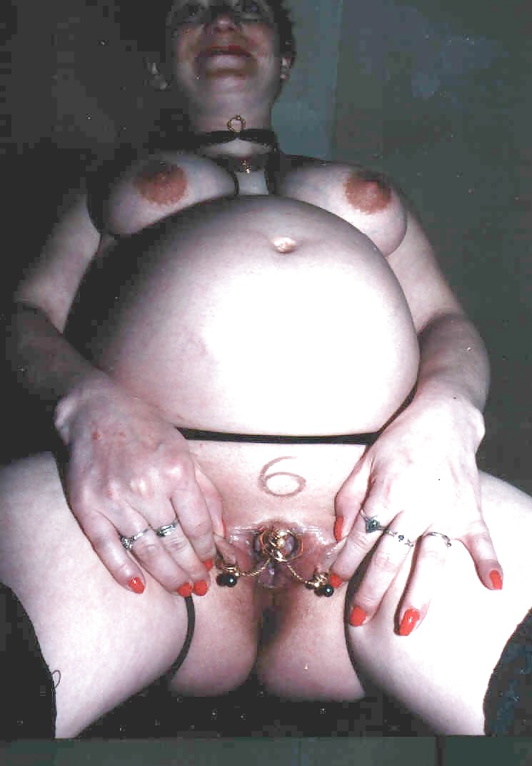 お尻とおまんこを晒す
 #12773320