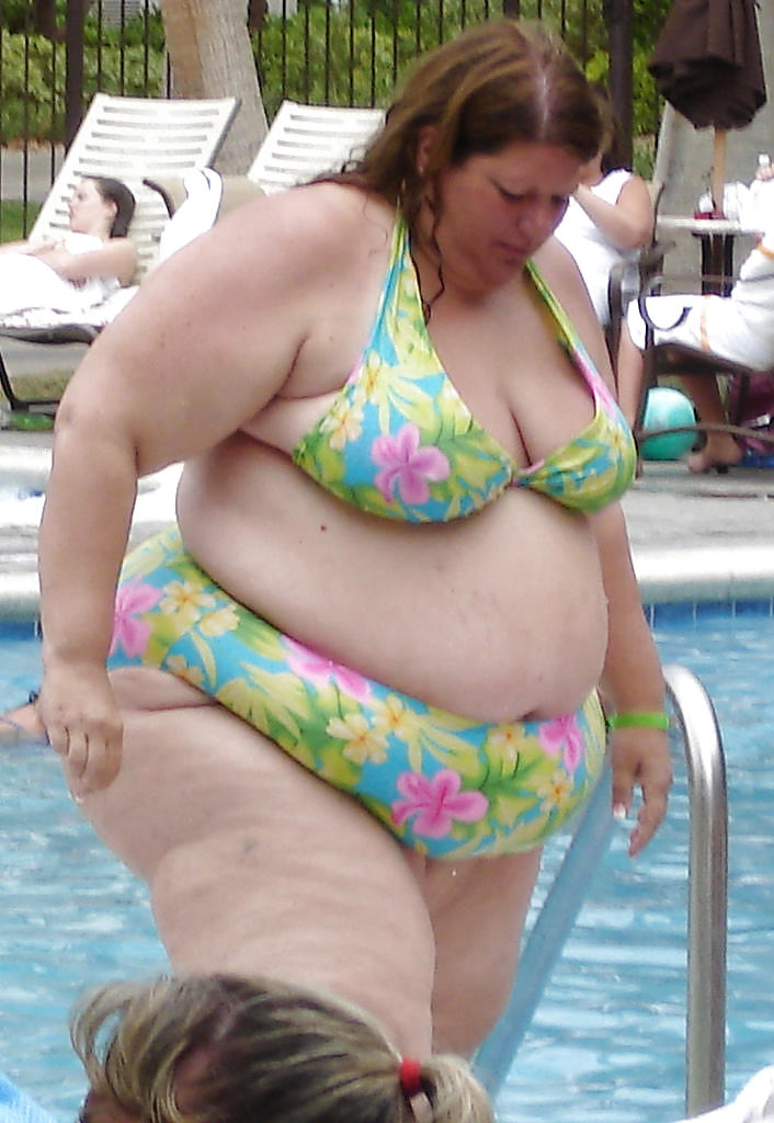 Traje de baño bikini sujetador bbw maduro vestido joven grande enorme 2
 #4606483