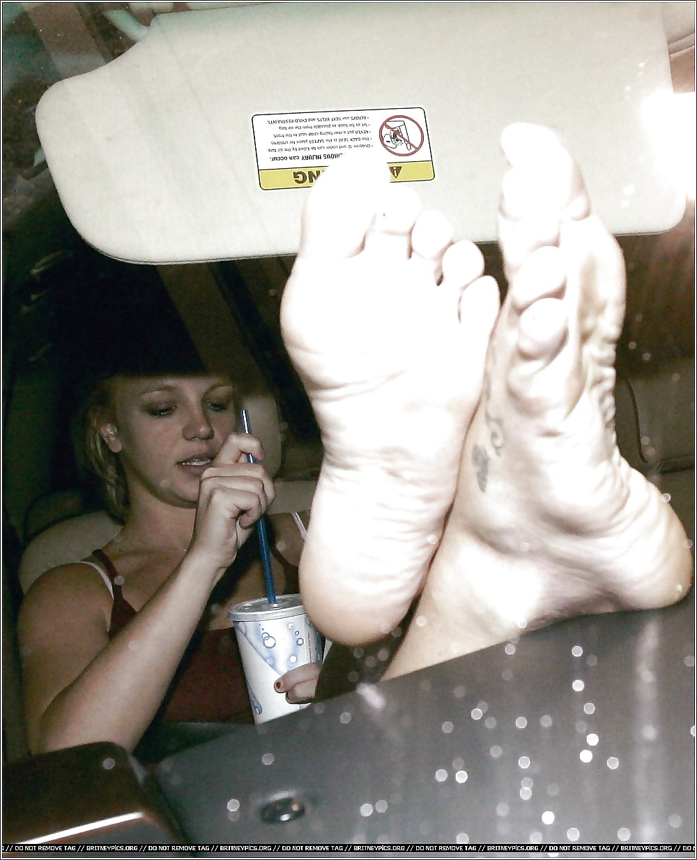 Britney spears culo y pies para masturbarse y correrse
 #20061839