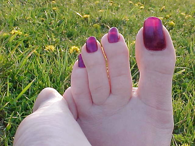 Toes 2 #9950411