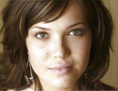 Mandy Moore