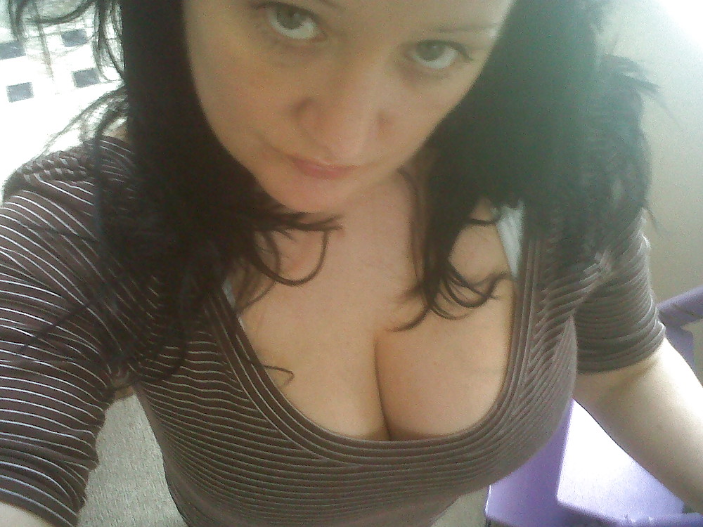 Selfshot Mutter Mit Großen Bobs Und Schöne Muschi #6912083