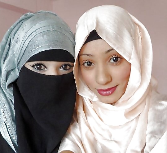Turbanli hijab arabo, turco, asiatico nudo - non nudo 12
 #17472383