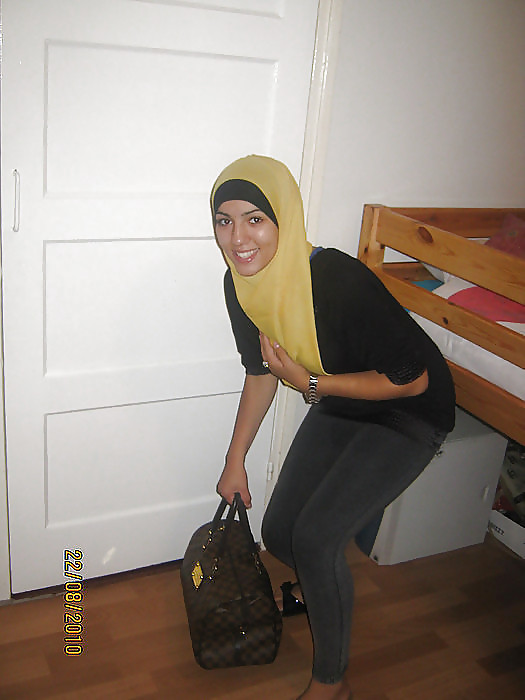 Turbanli hijab árabe, turco, asia desnuda - no desnuda 12
 #17472398