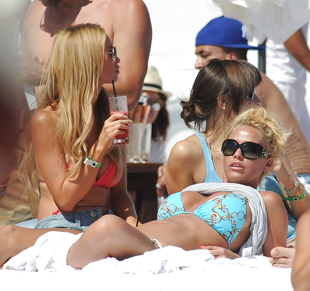 Katie Price bikini candids in Marbella #3976350