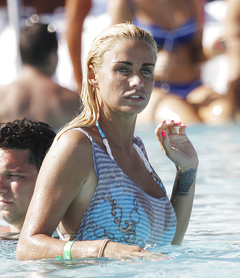 Katie Price bikini candids in Marbella #3976571