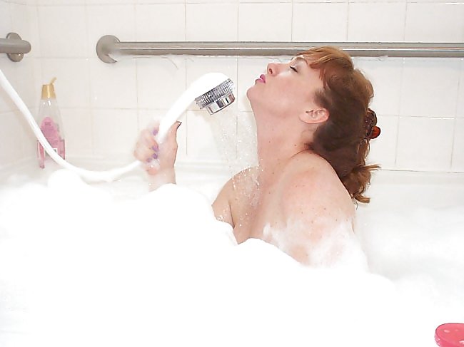 Angela Thick Redhead MILF Takes a Shower #10083925