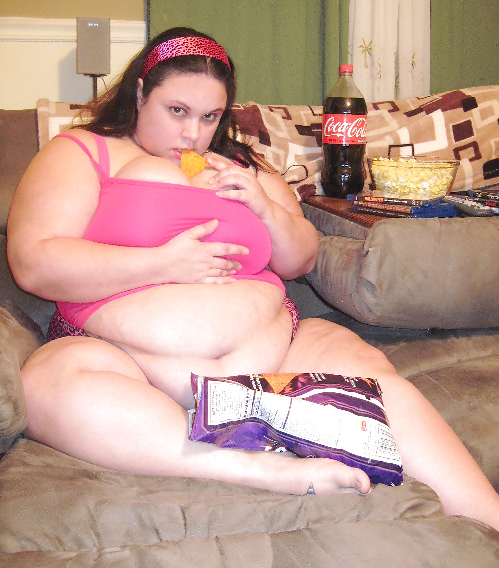 CHUBBY WOMEN 105 #9642262