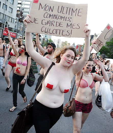 Manufestation montreal (half nude manifest)
 #11879309