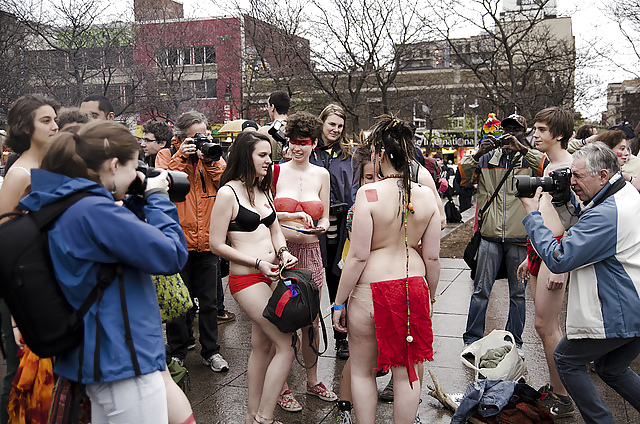 Manufestation montreal (half nude manifest)
 #11879574