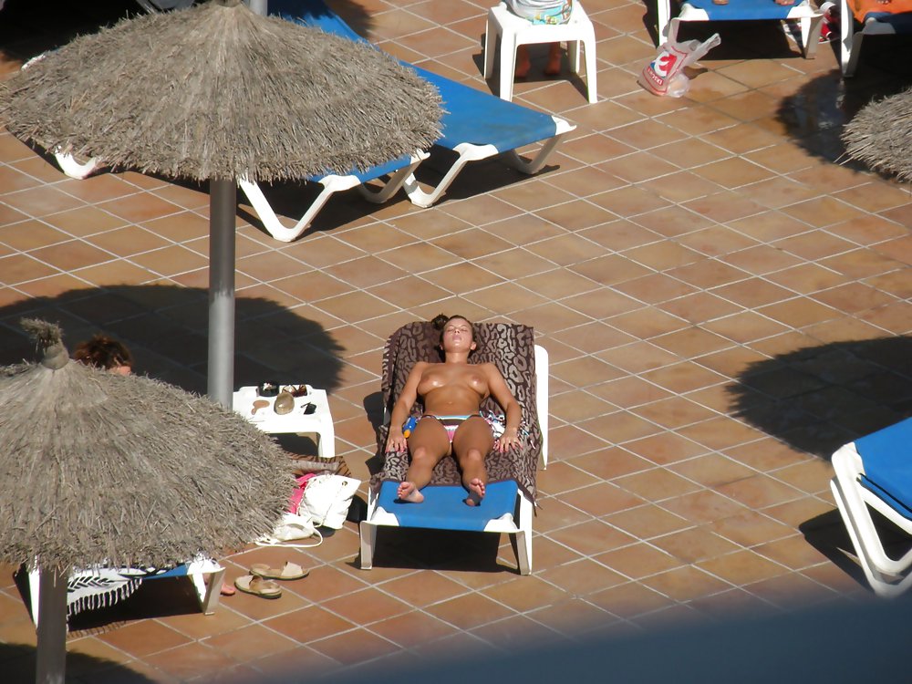 Piscine De L'hôtel #22006320