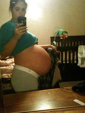 Fam friend preggo with twins #20742666