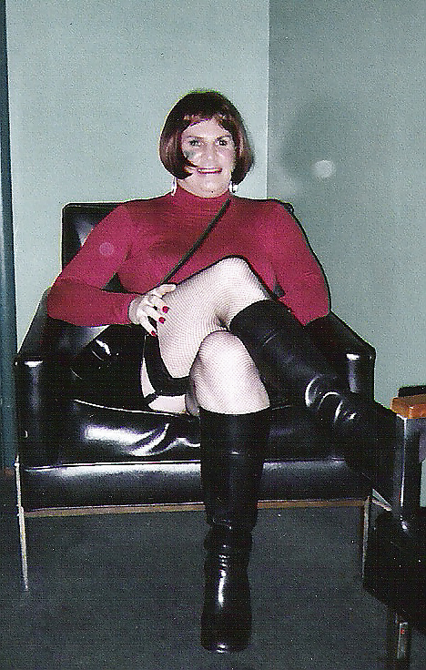 Sissy krissy 1
 #6753107
