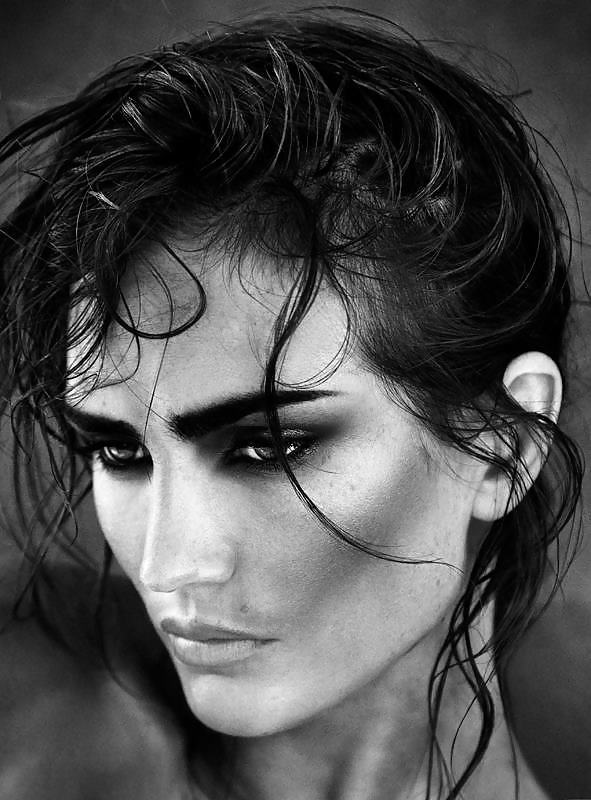 Comely faces. #9328447