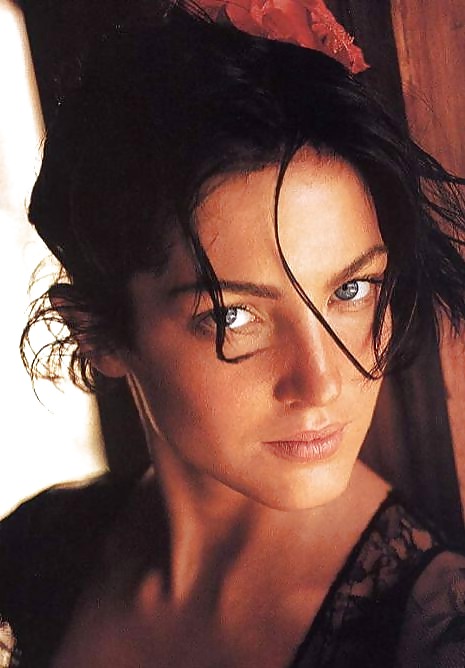 Comely faces. #9328550