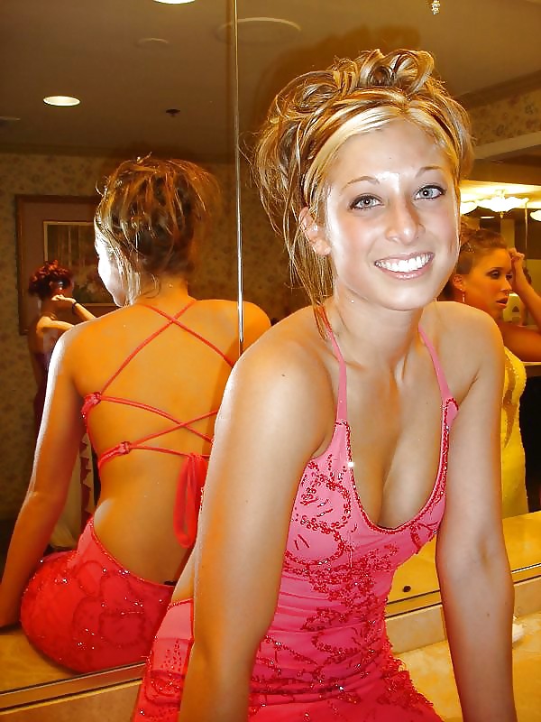 Amatrice habillees et sexy 04
 #6904704