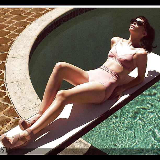 Krysten Ritter collection  #14647781