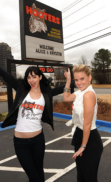 Krysten Ritter collection  #14647975