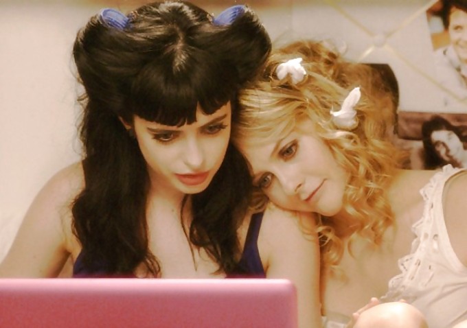 Krysten Ritter collection  #14648112