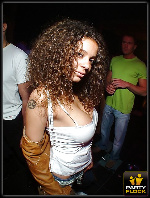 Fajah lourens algo más
 #14961992