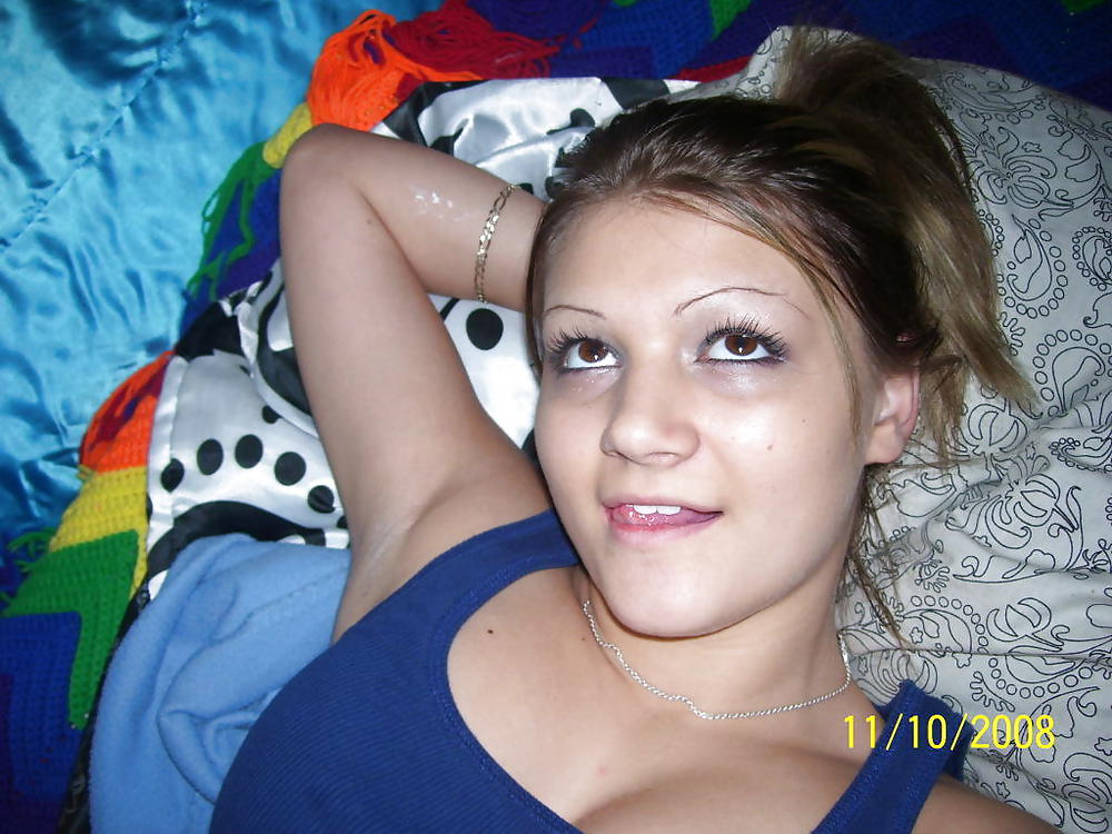 AMATEUR JULIA SHOWING OFF #1777736