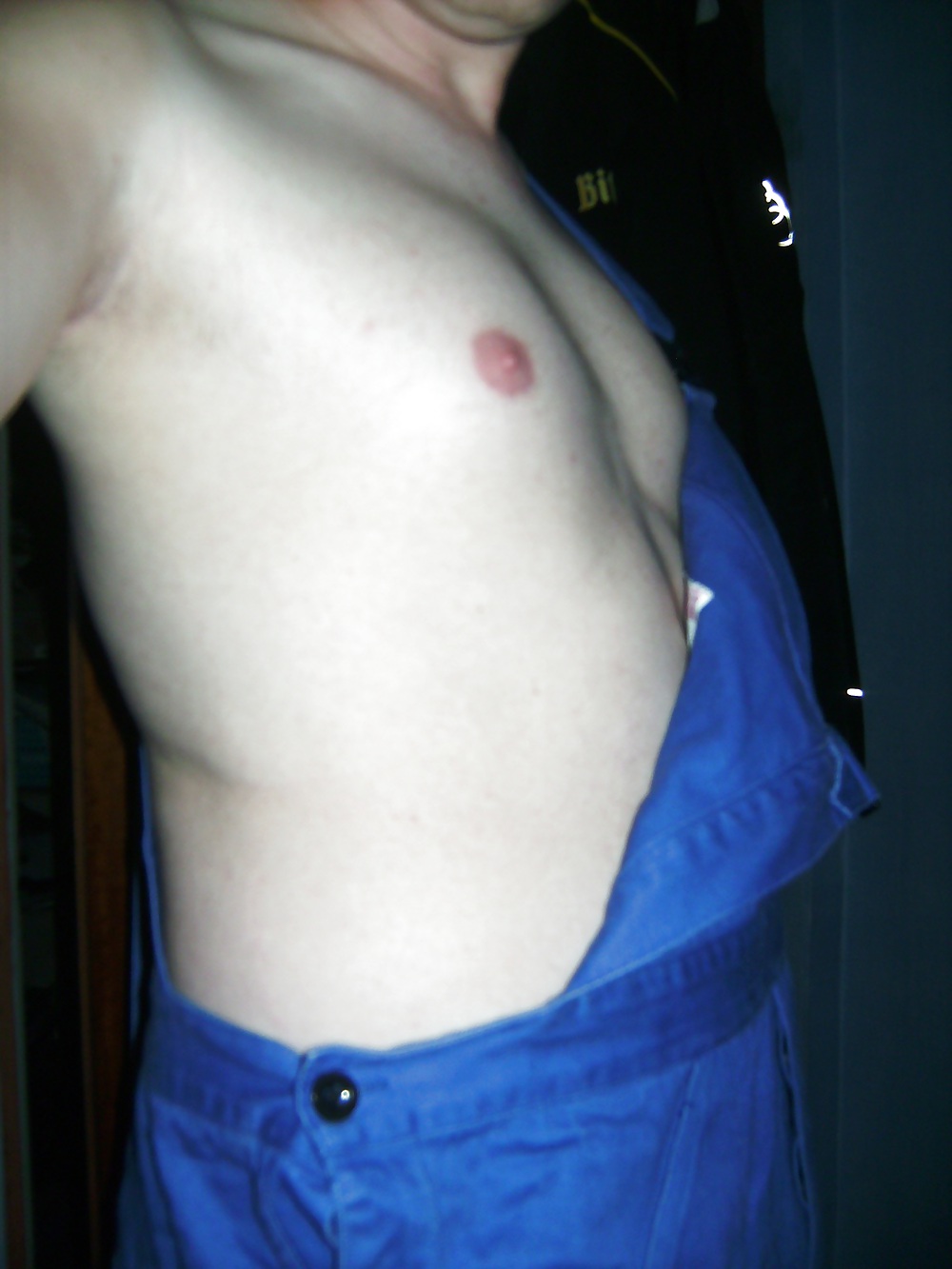 Uniforme y más
 #18549738