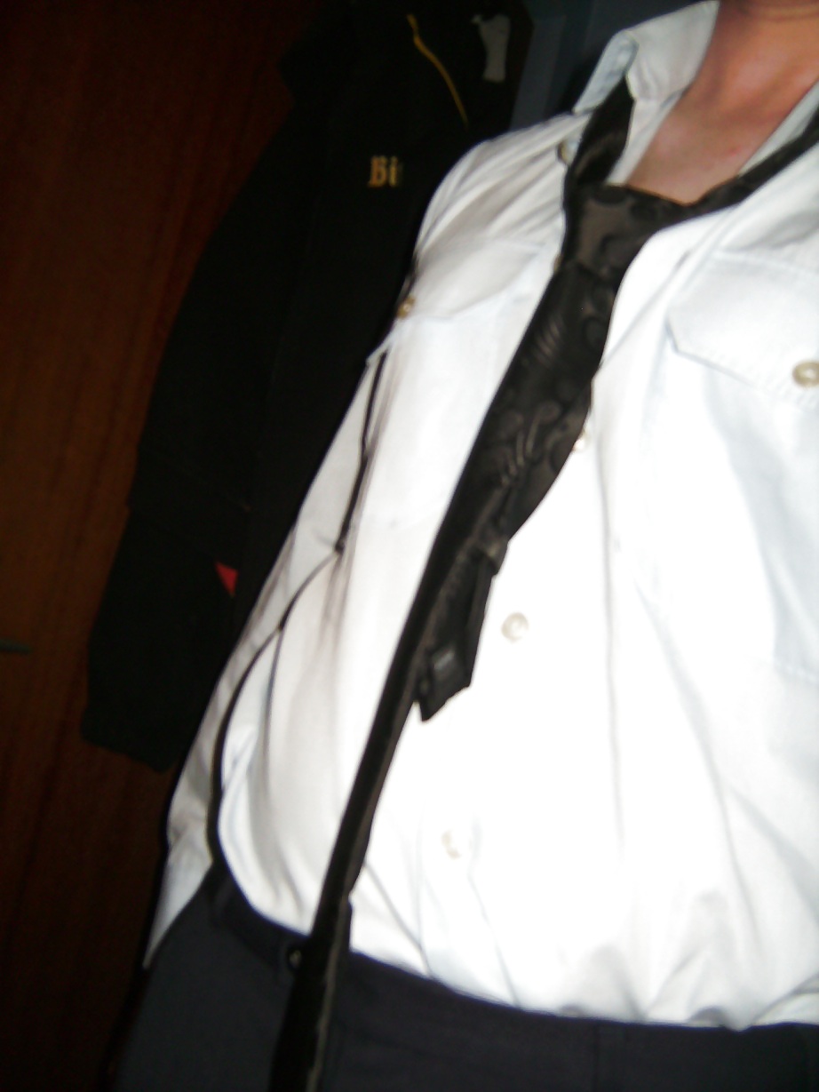 Uniforme y más
 #18549800