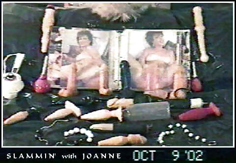 Joanne Slam - Datum Schüsse #4975702